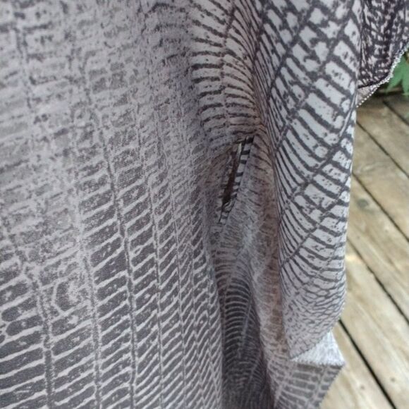 Halston Heritage Caftan Shape Dress - Picture 9 of 15